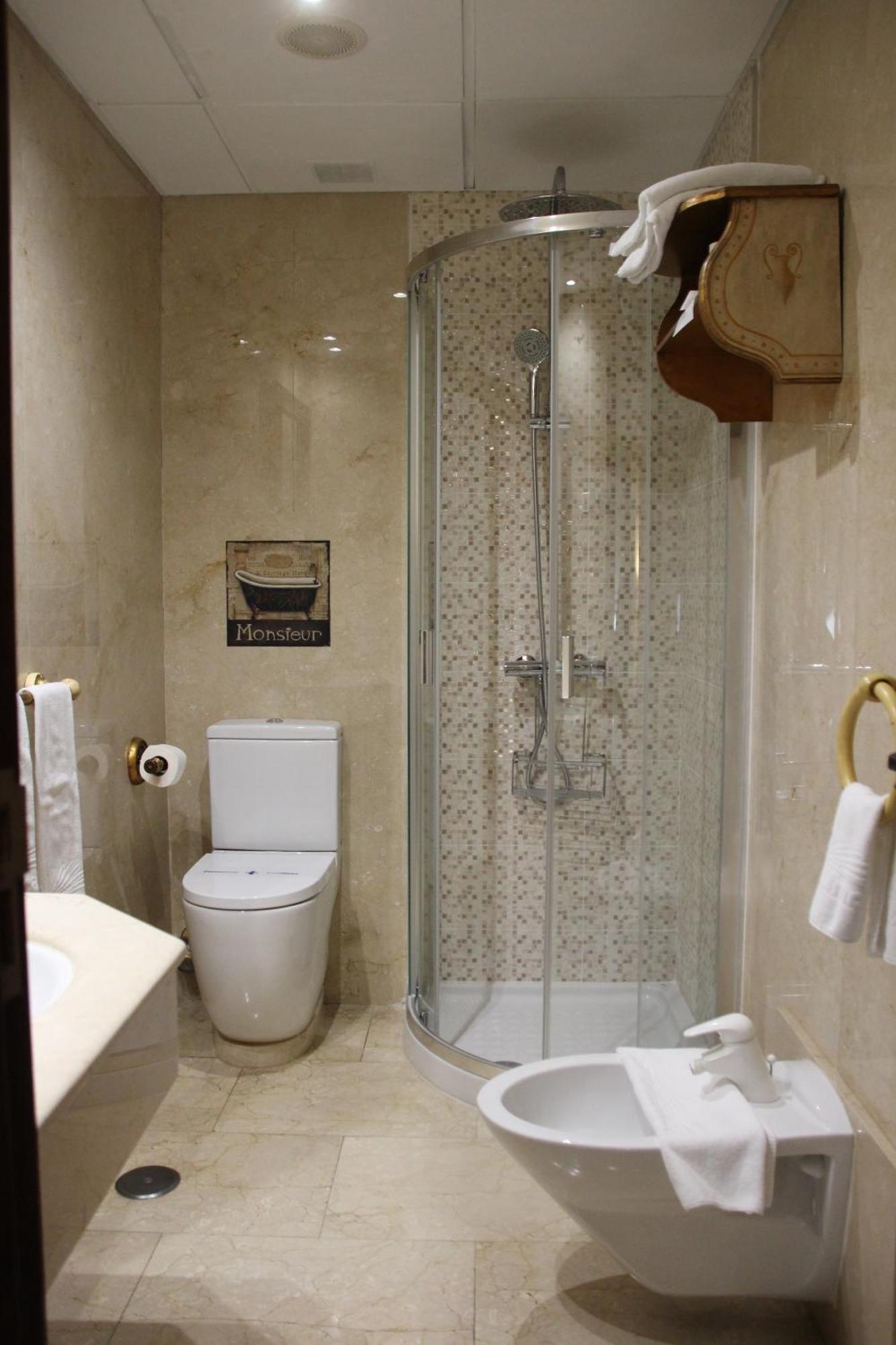Hotel Microtel Placentinos Salamanca Buitenkant foto