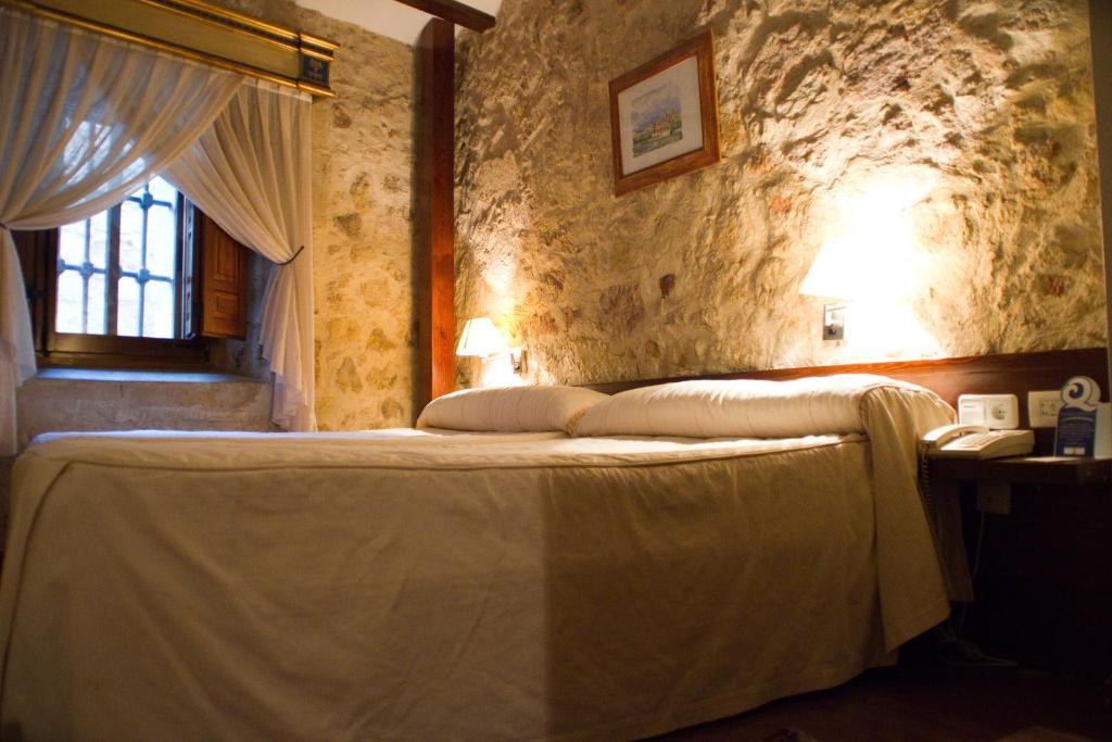 Hotel Microtel Placentinos Salamanca Buitenkant foto
